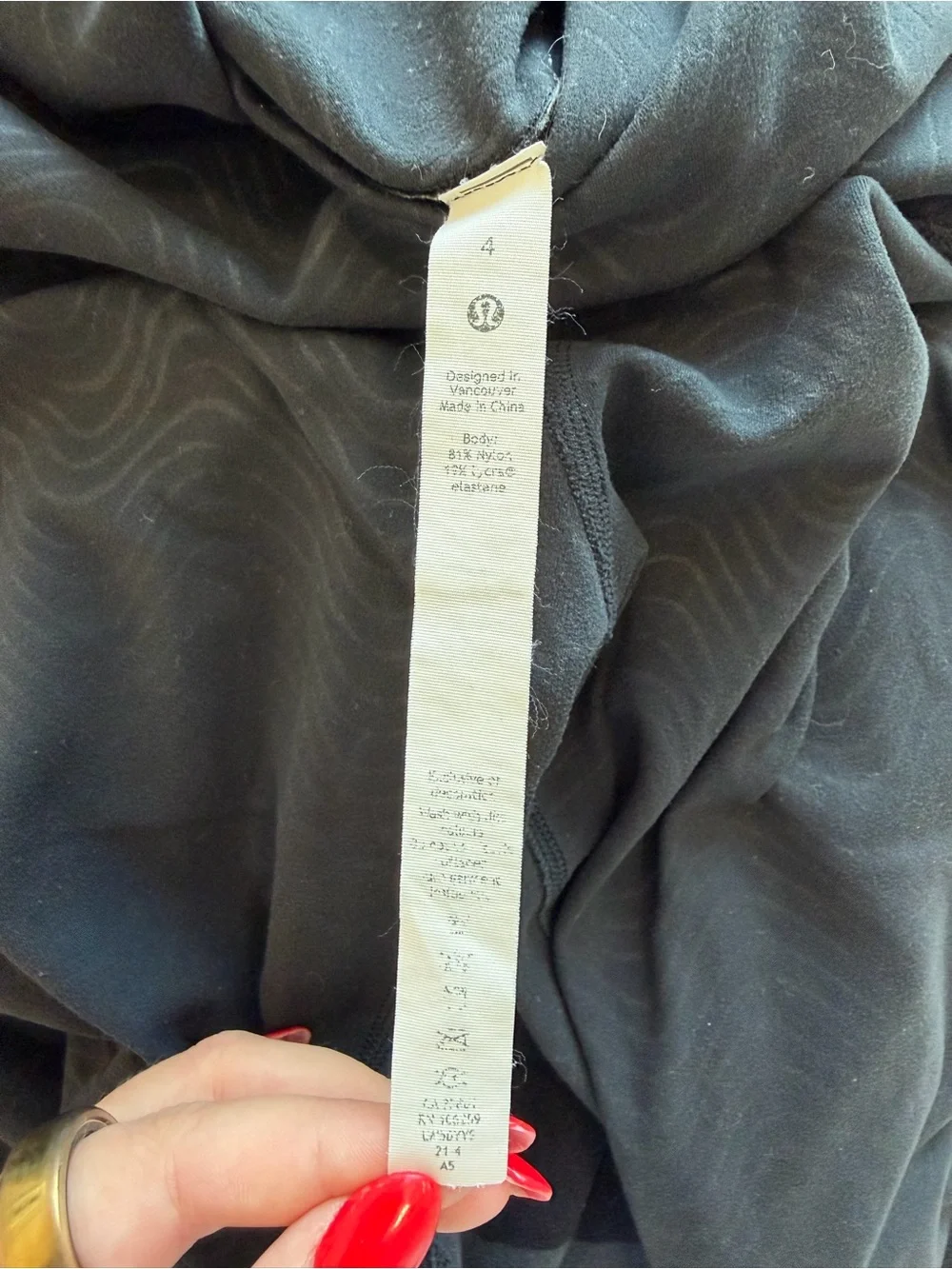 lululemon athletica good no